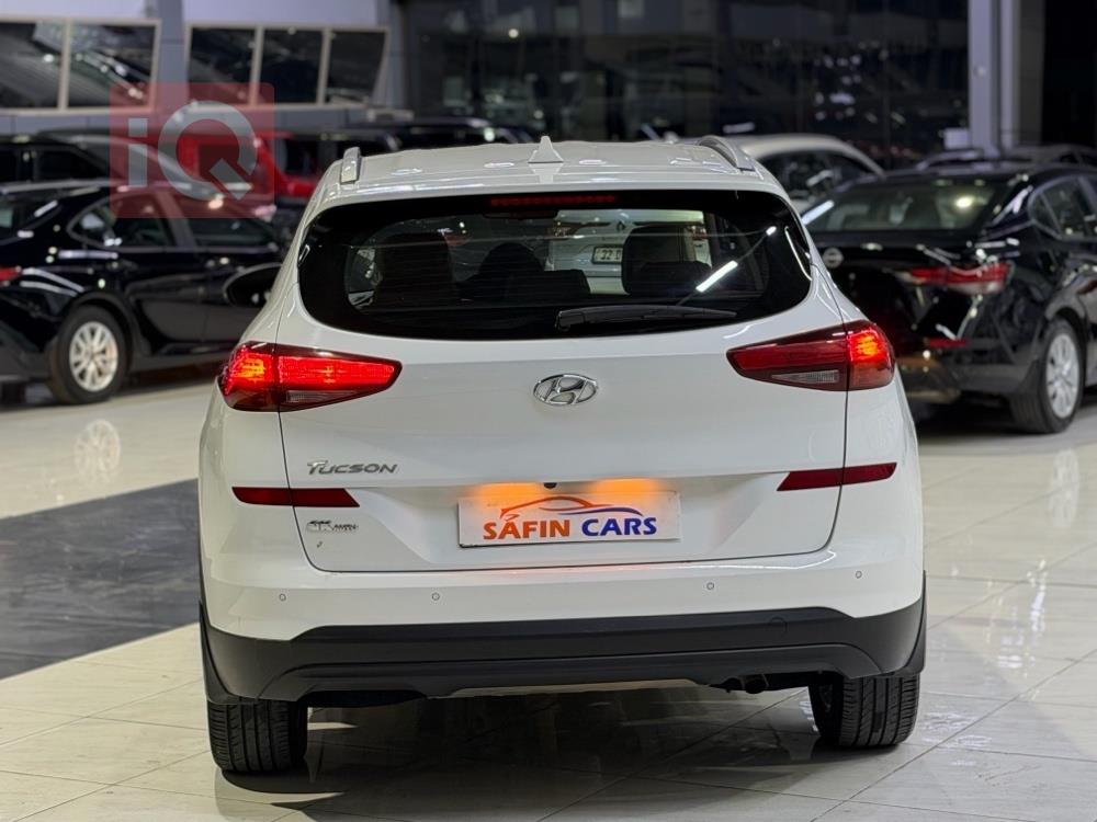 https://cdn.iqcars.io52df9f8f-4613-4697-9a0d-541b8f4644d1_4.jpg